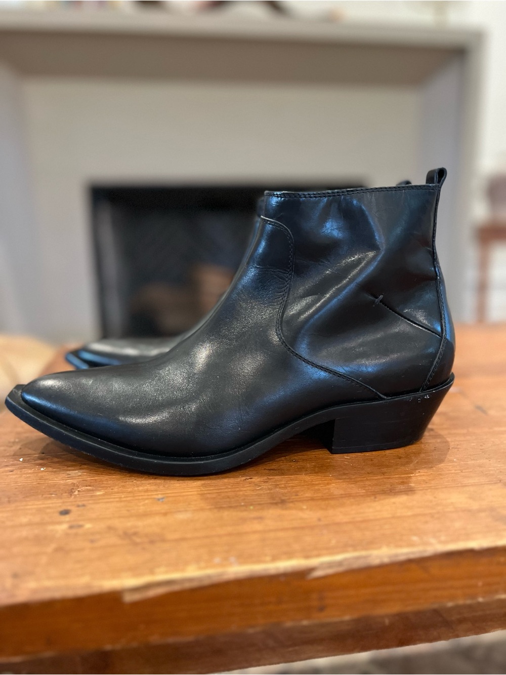 CNC Costume National Black Leather Homme Boots